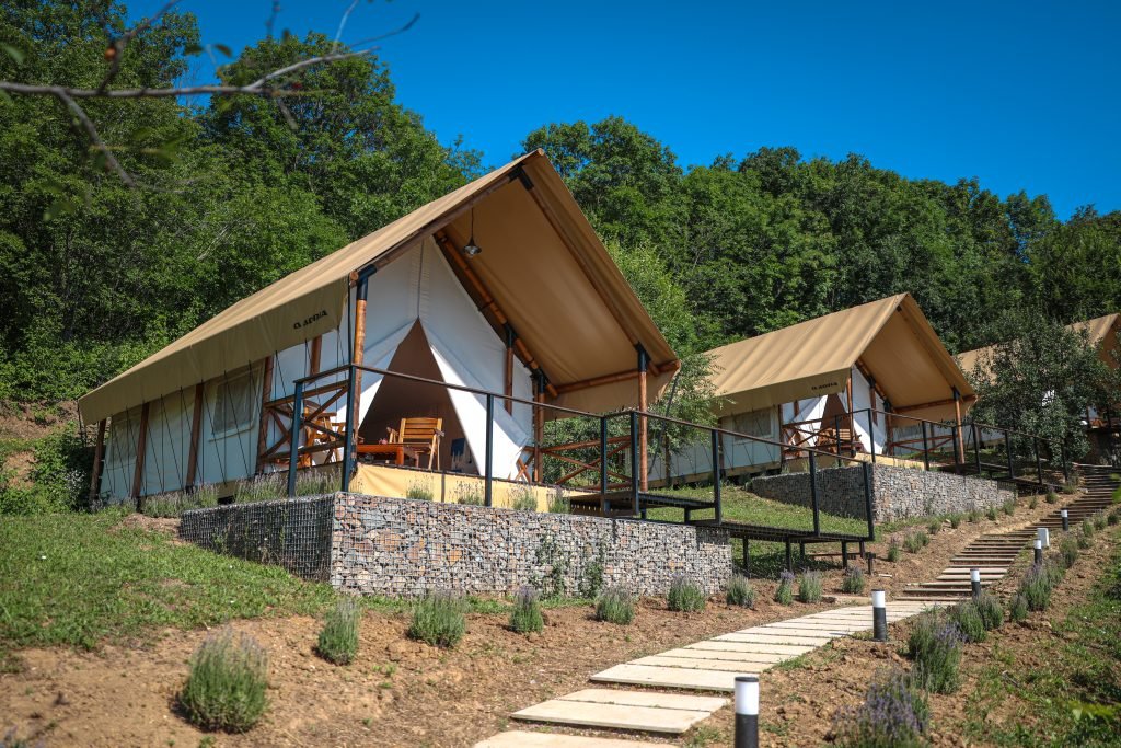 Luna Vineyard Glamping Sremski Karlovci