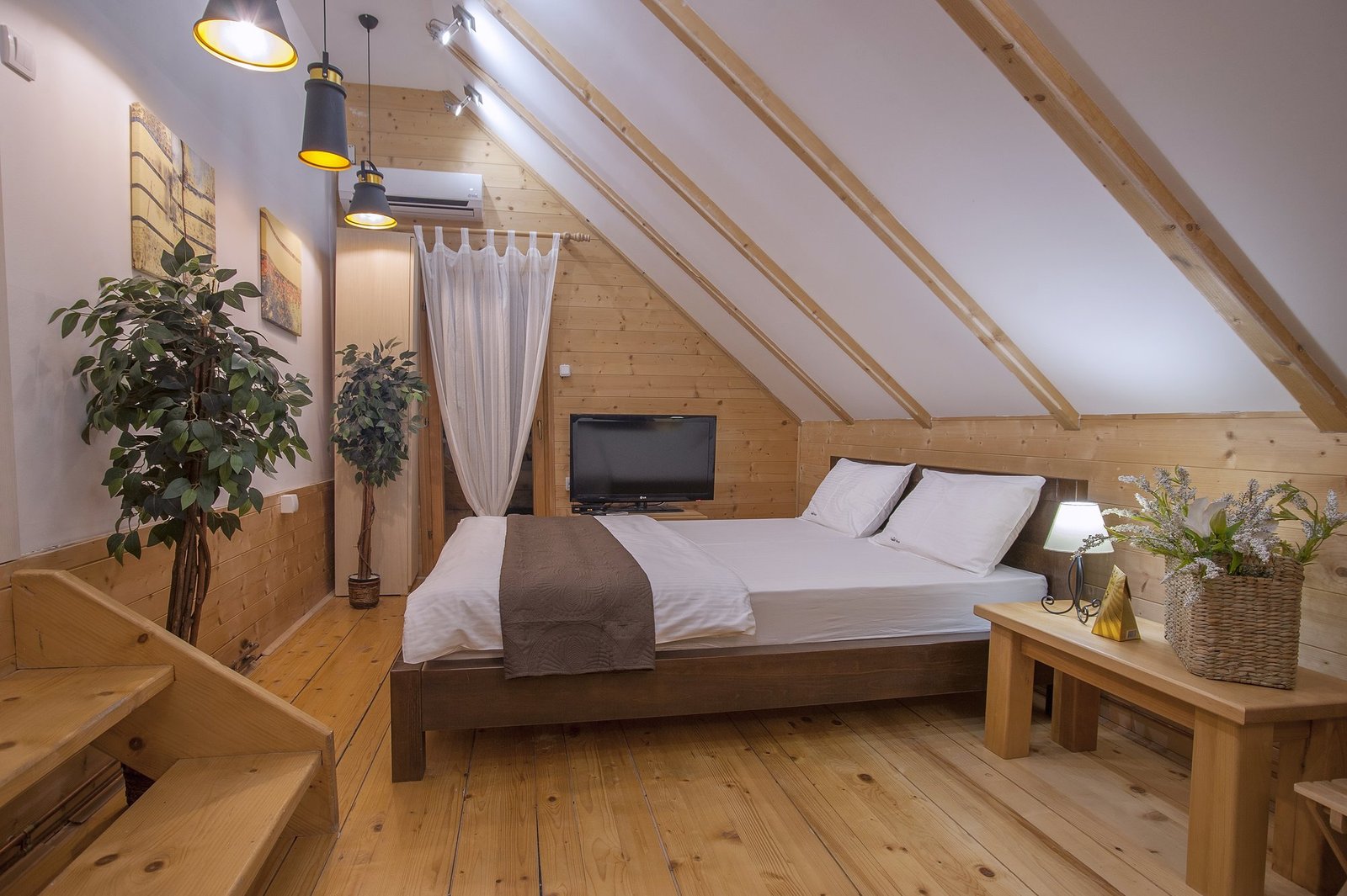 Villa Natural Wood Zlatibor – Enterijer brvnare